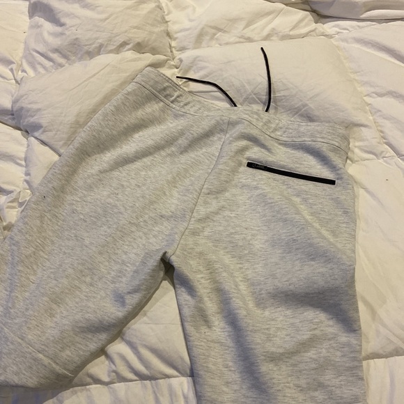 Men’s Aeropostale Sweatpants Size L - Picture 4 of 4